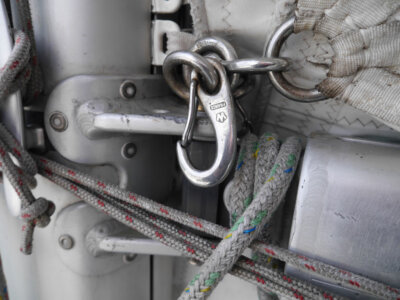 Tack detail reef eye