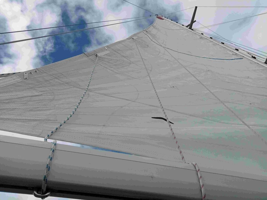 mainsail with all three reef lines
